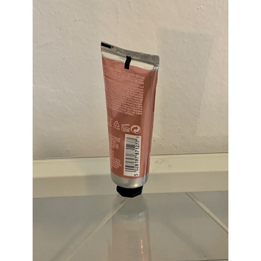 The Body Shop Strawberry Hand Cream For Normal Skin – Vegan – (30 ml) / 1Fl Oz - Picture 2 of 3